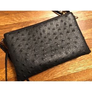 3 pocket crossbody purse